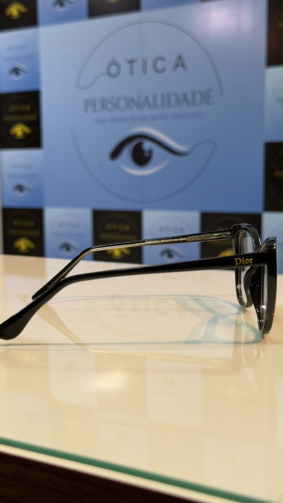 Armação Casual Acetato Crystal - perfil